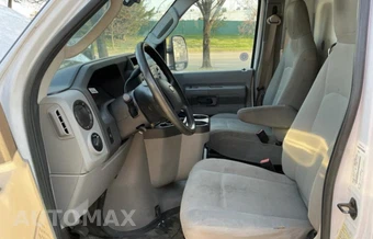 2016 Ford Super Duty E-350 Cutaway DRW - miniatura 13