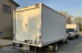 2016 Ford Super Duty E-350 Cutaway DRW - miniatura 6
