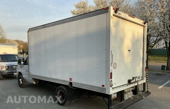 2016 Ford Super Duty E-350 Cutaway DRW - miniatura 7