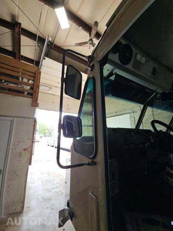 2016 Ford Super Duty E-350 Stripped Chassis DRW - miniatura 28