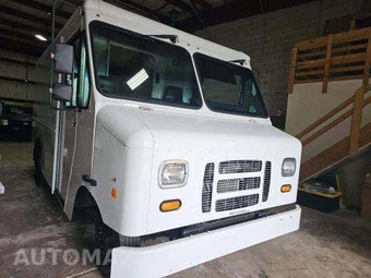 2016 Ford Super Duty E-350 Stripped Chassis DRW - miniatura 4