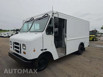 2016 Ford Super Duty E-350 Stripped Chassis DRW