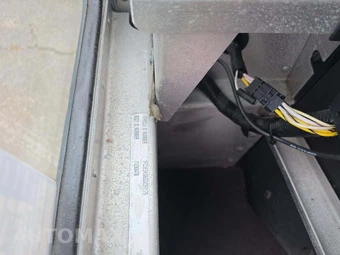 2016 Ford Super Duty E-350 Stripped Chassis DRW - miniatura 5