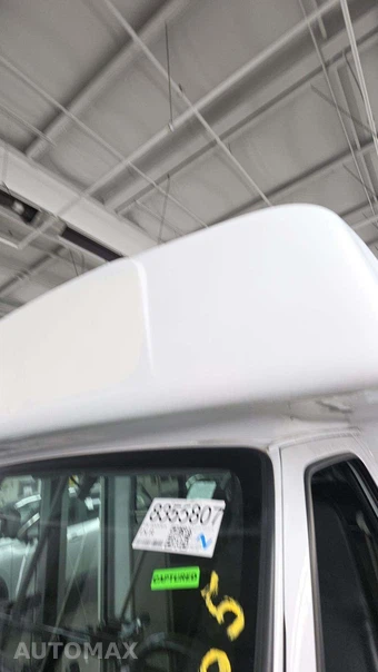 2016 Ford Super Duty E-450 Cutaway DRW 158.0" WB - miniatura 24