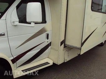 2016 Ford Super Duty E-450 Cutaway DRW 158.0" WB - miniatura 27