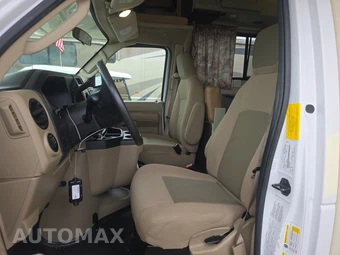 2016 Ford Super Duty E-450 Cutaway DRW 158.0" WB - miniatura 7