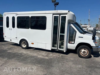 2016 Ford Super Duty E-450 Cutaway DRW - samochód z USA z aukcji Manheim, oferta Kup Teraz w AUTOMAX