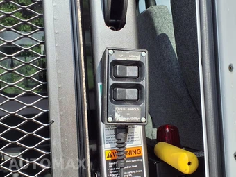 2016 Ford Super Duty E-450 Cutaway DRW - miniatura 11