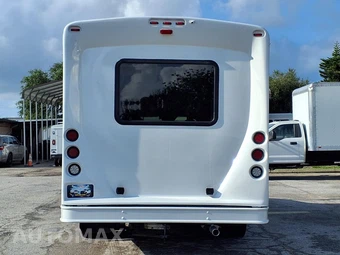 2016 Ford Super Duty E-450 Cutaway DRW - miniatura 4
