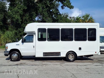 2016 Ford Super Duty E-450 Cutaway DRW - miniatura 6