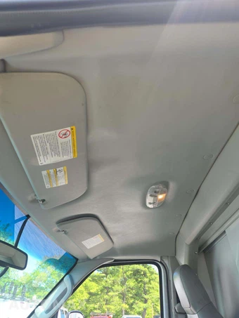 2016 Ford Super Duty E-450 Cutaway DRW - miniatura 11