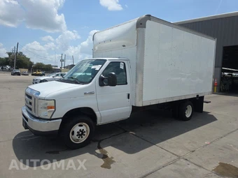 2016 Ford Super Duty E-450 Cutaway DRW
