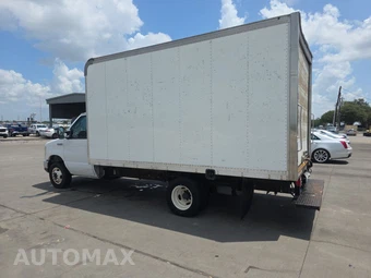 2016 Ford Super Duty E-450 Cutaway DRW - miniatura 6