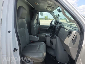 2016 Ford Super Duty E-450 Cutaway DRW - miniatura 8