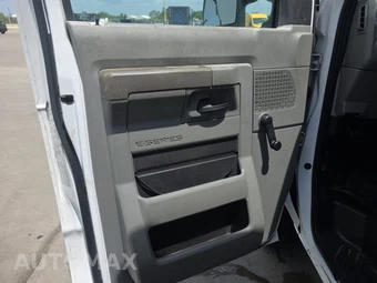 2016 Ford Super Duty E-450 Cutaway DRW - miniatura 9