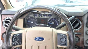 2016 Ford Super Duty F-250 King Ranch Crew Cab Medium Bed - miniatura 34