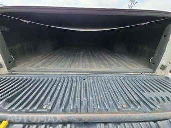 2016 Ford Super Duty F-250 Lariat Crew Cab Long Bed - miniatura 11