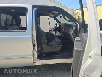 2016 Ford Super Duty F-250 Lariat Crew Cab Medium Bed - miniatura 15