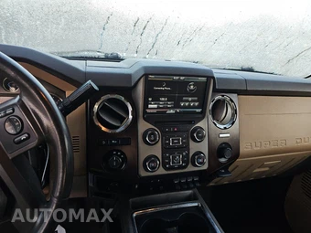 2016 Ford Super Duty F-250 Lariat Crew Cab Medium Bed - miniatura 11