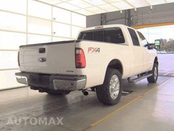 2016 Ford Super Duty F-250 Lariat Crew Cab Medium Bed - miniatura 4
