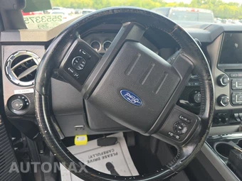 2016 Ford Super Duty F-250 Lariat Crew Cab Medium Bed - miniatura 10