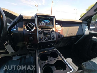2016 Ford Super Duty F-250 Lariat Crew Cab Medium Bed - miniatura 10