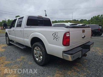2016 Ford Super Duty F-250 Lariat Crew Cab Medium Bed - miniatura 2