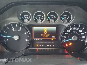 2016 Ford Super Duty F-250 Lariat Crew Cab Medium Bed - miniatura 12