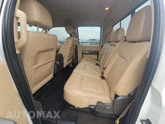 2016 Ford Super Duty F-250 Lariat Crew Cab Medium Bed - miniatura 13