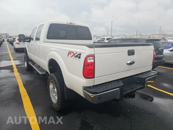 2016 Ford Super Duty F-250 Lariat Crew Cab Medium Bed - miniatura 6