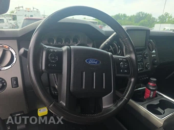 2016 Ford Super Duty F-250 Lariat Crew Cab Medium Bed - miniatura 10