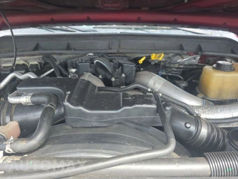 2016 Ford Super Duty F-250 Lariat Crew Cab Medium Bed - miniatura 15