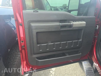 2016 Ford Super Duty F-250 Lariat Crew Cab Medium Bed - miniatura 9
