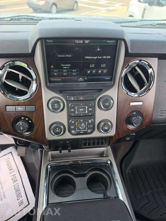2016 Ford Super Duty F-250 Lariat Crew Cab Medium Bed - miniatura 10