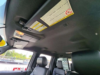 2016 Ford Super Duty F-250 Lariat Crew Cab Medium Bed - miniatura 11