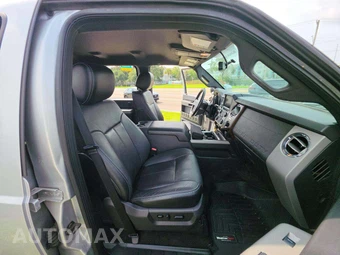 2016 Ford Super Duty F-250 Lariat Crew Cab Medium Bed - miniatura 18