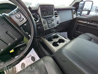 2016 Ford Super Duty F-250 Platinum Crew Cab Medium Bed - miniatura 11