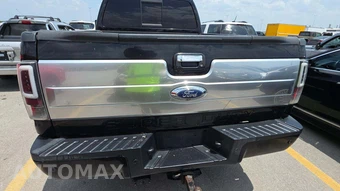 2016 Ford Super Duty F-250 Platinum Crew Cab Medium Bed - miniatura 36