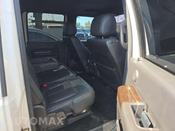 2016 Ford Super Duty F-250 Platinum Crew Cab Medium Bed - miniatura 16
