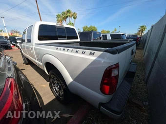 2016 Ford Super Duty F-250 Platinum Crew Cab Medium Bed - miniatura 2