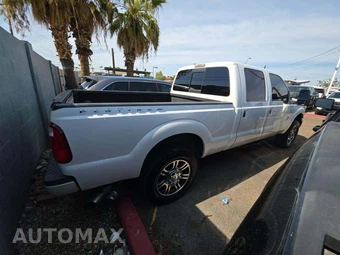 2016 Ford Super Duty F-250 Platinum Crew Cab Medium Bed - miniatura 4