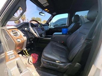 2016 Ford Super Duty F-250 Platinum Crew Cab Medium Bed - miniatura 6