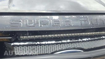 2016 Ford Super Duty F-250 Platinum Crew Cab Medium Bed - miniatura 34
