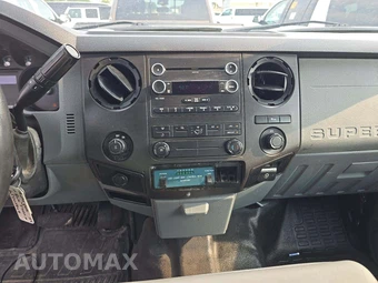 2016 Ford Super Duty F-250 XL Crew Cab Long Bed - miniatura 10