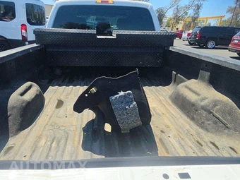 2016 Ford Super Duty F-250 XL Crew Cab Long Bed - miniatura 16