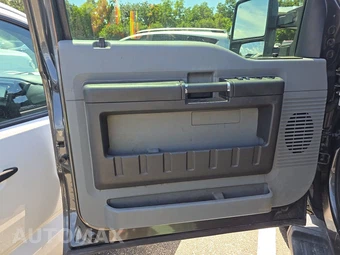 2016 Ford Super Duty F-250 XL Crew Cab Long Bed - miniatura 9