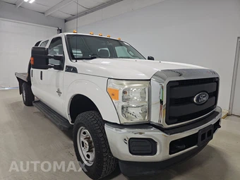 2016 Ford Super Duty F-250 XL Crew Cab Long Bed - miniatura 3