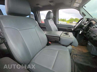 2016 Ford Super Duty F-250 XL Crew Cab Medium Bed - miniatura 15
