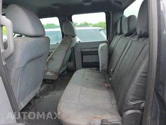 2016 Ford Super Duty F-250 XL Crew Cab Medium Bed - miniatura 13