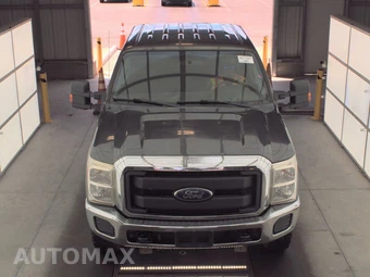 2016 Ford Super Duty F-250 XL Crew Cab Medium Bed - miniatura 2
